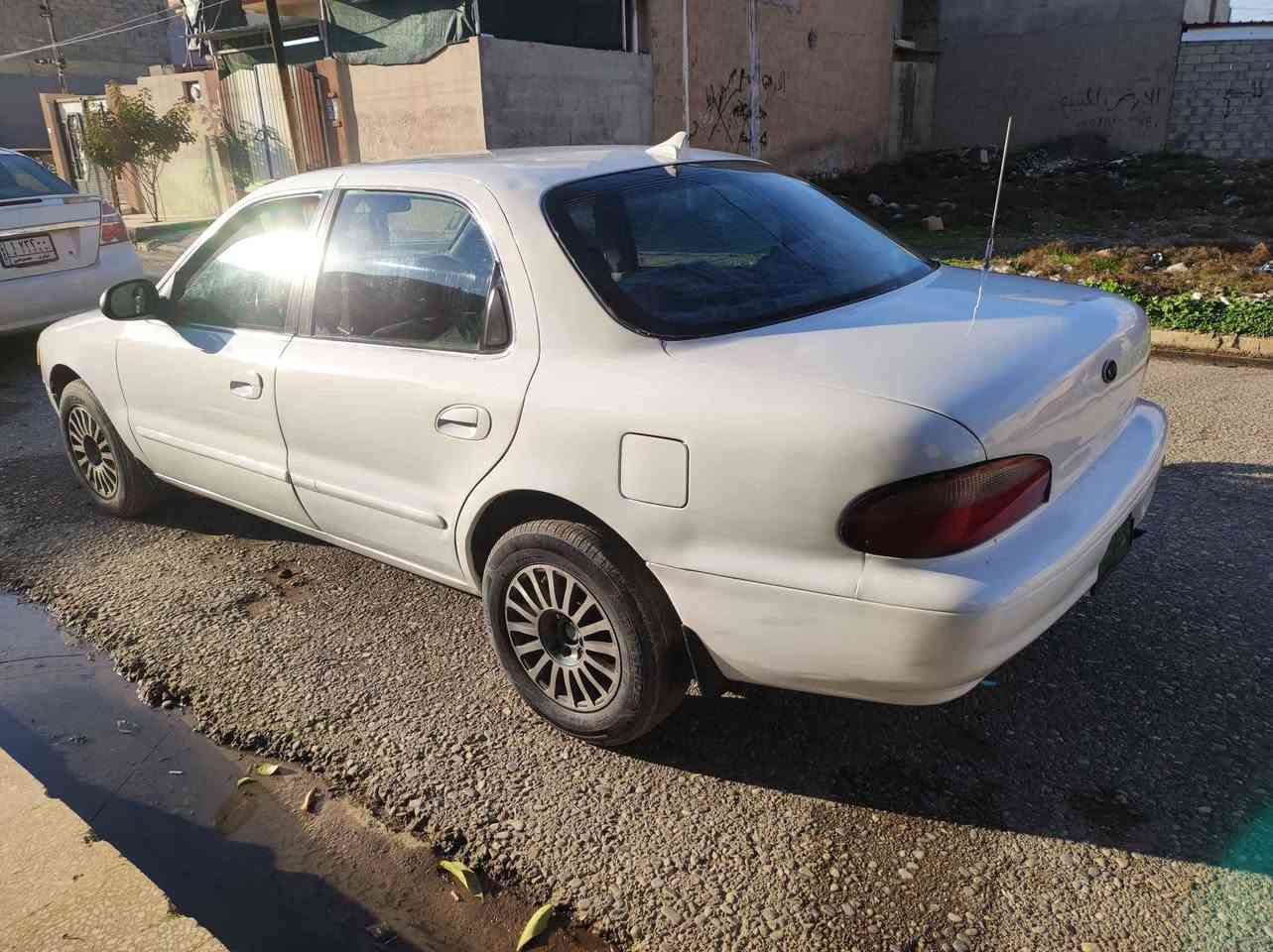 سيارة كيا كريدوس 
موديل 95
سيارة حدادية ، صبغ ، تايرات, باتري محرك ، كير ، تبريد ، 
كير اوتوماتيك ، كربون بانزين ، تبريد شغال . سيارة جاهزة ما بيها اي نقص . شرط التسجيل و التحويل. 
السعر 30 ورقة. رقم *********** موصل, نينوى
