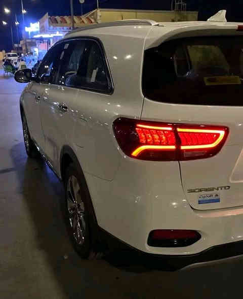 سورنتو 2020 خليجي 
مكفولة كفاله عامه من كلشي 
بصمات ثنين بلادي
بصمة تشغيل وابواب 
محرك 3500
7 راكب
كشنات كهرباء 
جنطة كهرباء 
لد نهاري ليلي 
سايد بريك رجل 
مري شفط 
بردات خلفية 
٣ قطع تبريد 
ويل كروم 
٤ انضمة قيادة 
نضام ترحيب 
سيارة جديده جدا سعرها مناسب بلعافيه ع الياخذها 

للإستفسار ***********
