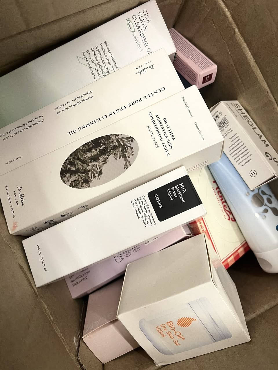 كارتون شلعه مكياج شيكلام+ عنايه بيها 50 قطعه باركود الاصلي


**إذا كنت صاحب هذا الإعلان وتريد حذفه لأي سبب، رجاءا أرسل رسالة إلى الدعم الفني**