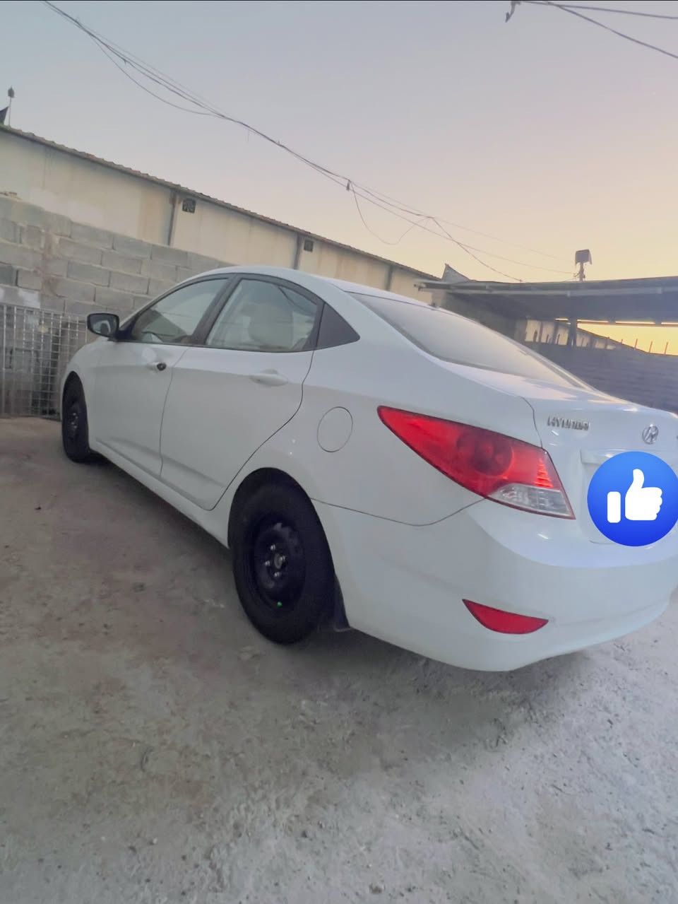 اكسنت 2013 خليجي
محرك 1600
شاشه وكامره وتخم تاير كلشي جاهز رقم بغداد إنكليزي تحويل ثاني يوم اشاير بلمري نظام ECO السيارة جاهزة ماعدة الصدر سياره بيها صبغ بنيد وهلال خلفي العنوان بغداد تقاطع درويش السيدية السعر 86 و بيها مجال. اتصال ***********
