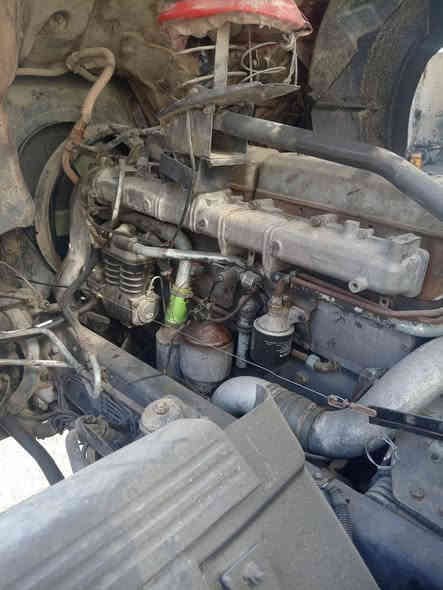 للبيع قلاب موديل 96محرك فحمي كير 3x3وضع شركه طخم تاير محرك نوزل كله بشرط رقم ألماني شرط التحويل السعر 225  تواصل عالرقم ***********.  مكان الموصل
