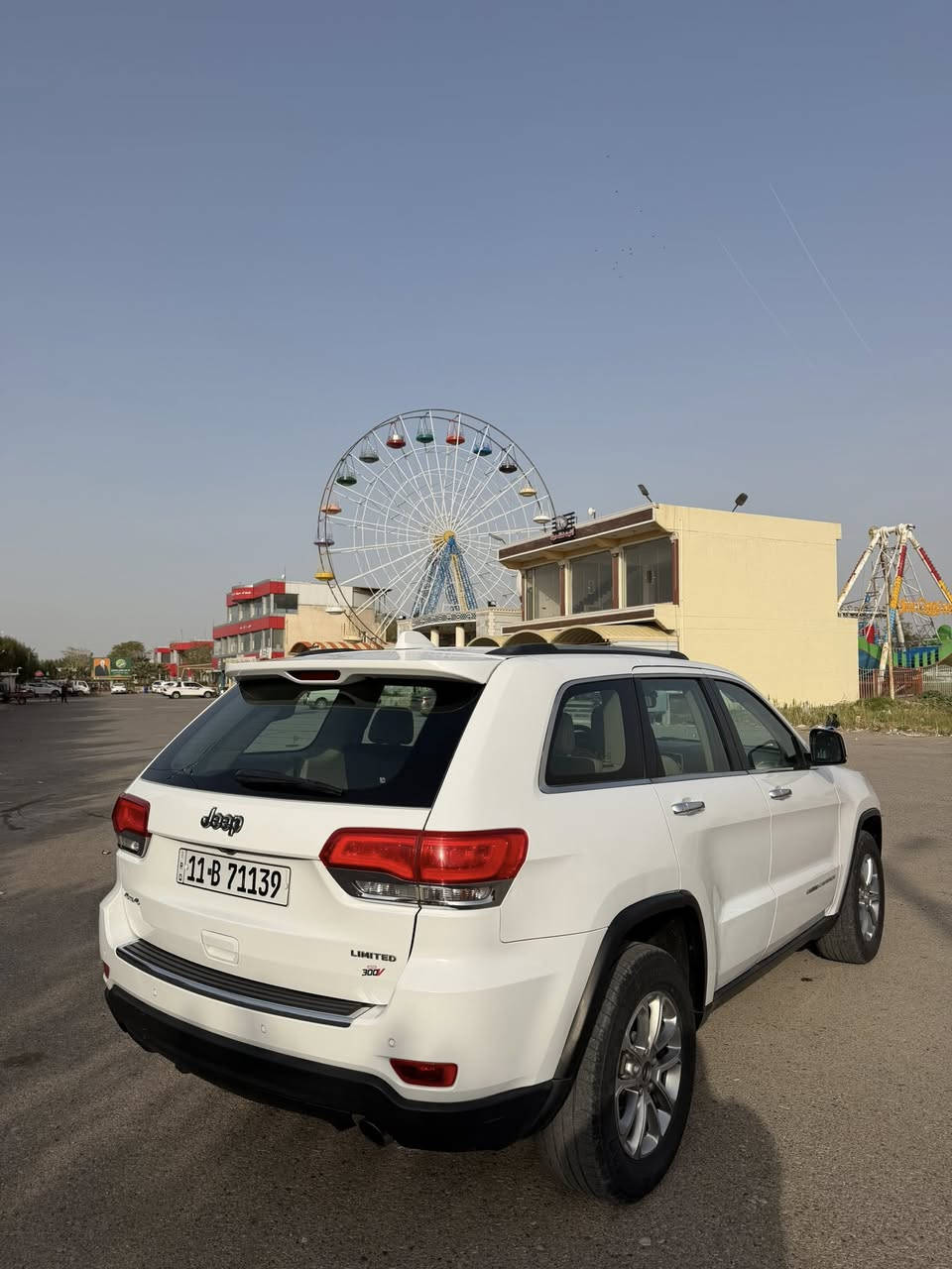 السلام عليكم
جيب 2014 خليجي 
رقم بغداد الدولي 
السيارة فول مواصفات 
لمتد 1/1 
بصمة أبواب 
بصمة تشغل 
كشن كهرباء 
جنطة كهرباء 
جكات
بانوراما 
كشنات تدفئة تبريد
السيارة بيها نص باب صبغ فقط 
والسونار مرفق ويه المنشور 
السيارة جاهزة مابيها اي نقص 
مكاني/ ديالى جديدة الشط 
للاستفسار/ ***********
