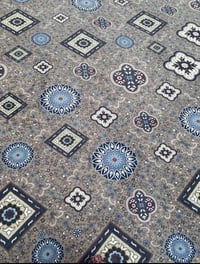 فه رشی پشت لاستیک پاک و بیعه یبه دراوی و سوتاوی نیه  قیاسی 3ونیو به 5و...