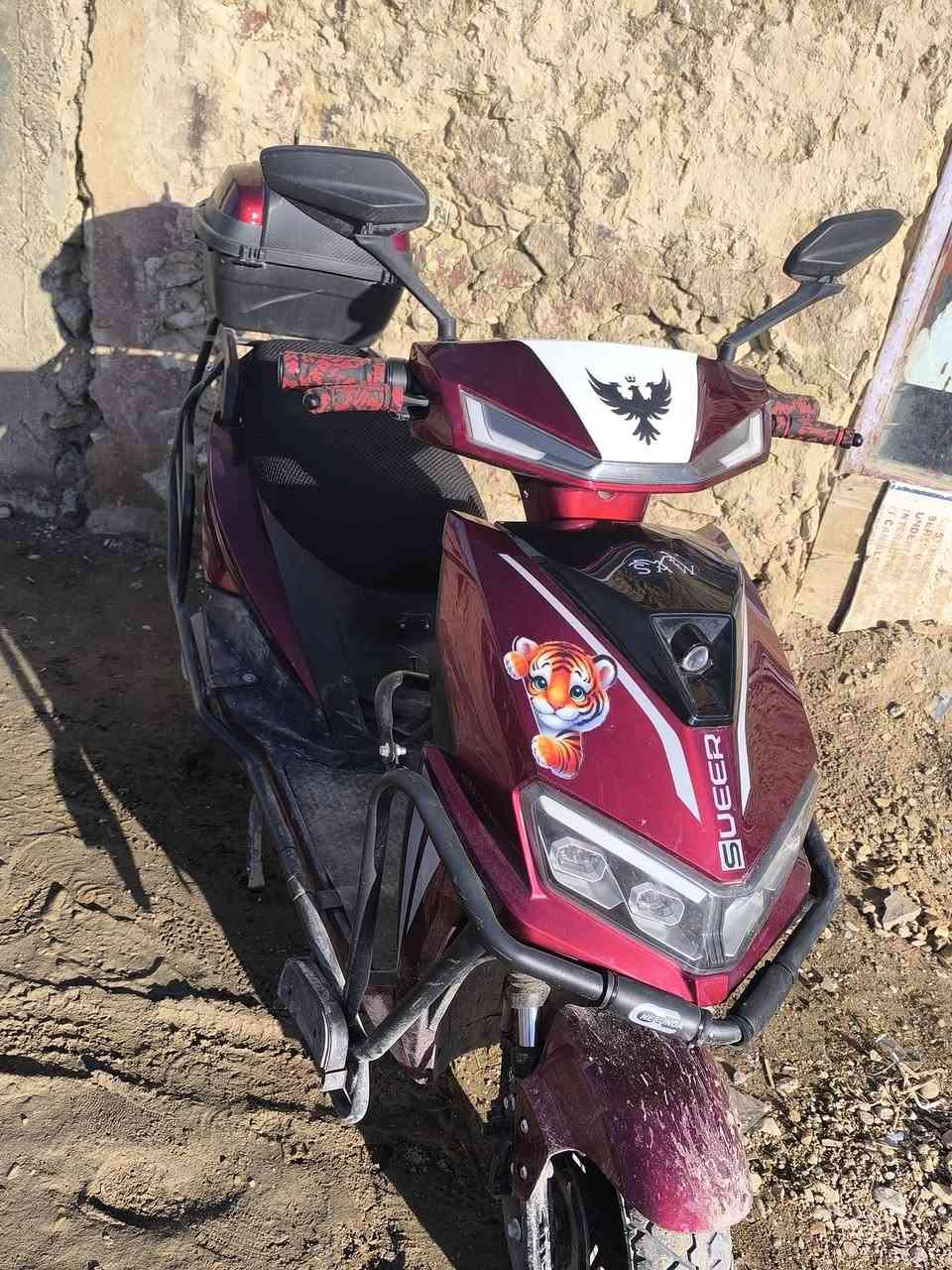 شحن. 
موديل 26
فول ومكفول 
سعر 725
بيع ومراوس

مكان دولاب 
***********
