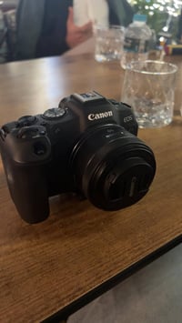 للبيع عدسة canon RF 50mm السعر ١٧٠ الف مكاني بغداد الغدير ساحة ميسلون ...