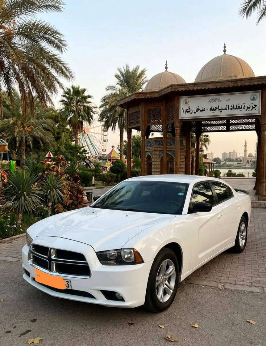 جارجر الون ابيض
موديل 2011
وارد امريكي 
سونار بل منشور
حادث جاملغ وبنيد بدون دواخل
شواصي لغد مكفولات
موصفاته معروفه 
مكينه 3600
بصمه  
كير عصه المرغوب
بصمه ابواب 
تشغيل عن بعد 
كشن كهرباء 
شاشه صغيره 
حساسات 
قطعتين تبريد 
تحكم استيرن جهتين 
منضومه زنون 
تخم تاير 
انضمه قياده 
حداديه صدر كله جديد
تبريد ثلج 
گير ومكينه مكفولات 
السياره جاهزه للاخير 
مابيها كل نقص 
رقم ربيل
هزه جديده 
تحويل مباشر 
تريد تحويل او وكاله
مكاني بغداد 
سعر 132  او بيهه مجال قليل 
ه‍ ***********
