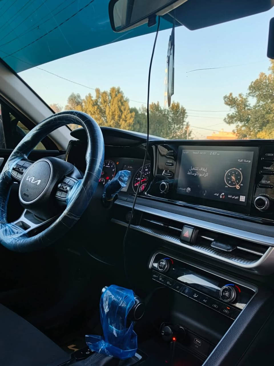 K5  موديل 2021
حادث السياره قطعه وحده  السياره LXT  فول عده البنرامه كير مكينه مكفولات من كلشي السياره مابيه نقص برغي شرط حداديه او تايرات او باتري جدد مابيه ولا كلوب مشتغل بالدشبول 
مواصفات السياره
١،بصمه
٢،تشغيل عن بعد
٣،قياده اليه كامله
٤،رادار جانبي
٥،كامره دواره او محيطيه
٦،تحديد مسار
٧،مثبت سرعه
٨،كشنات كنتاره رصاصي وسود بدون اي عيب ولا شخط بيهن
 ٩،تحكات ستيرن كامله
١٠،شاشه كار بلي
١١،لايت تلقائي عالي والناصي
١٢،لايت اربع عدسات
١٣، بصمه البيبان والجنطه
١٤،جنطه ذكيه تفتح تلقائي من توصل البصمه يمه
١٥، نضام ترحيب خارجي لايتات باليدات مال البيبان او نضام ترحيب داخلي
١٦،تقفيل تلقائي
١٧، اربع مودات قياده
١٨، اوتو هولد
١٩،سايد بريك دكمه
بعد بيه هواي مواصفات
ملاحضه السياره عليه ادامه كامله او عليه كماليات مثل جناح خلفي او اسبايدر او مرايه باتمان او تغليف لايلون سستم  وارضيات كله جديد اي نقص مابيه من كلشي   السياره رقم اربيل بسمي 
السعر ١٧٠ او بيه مجال  عنواني غماس ديوانيه  ***********
