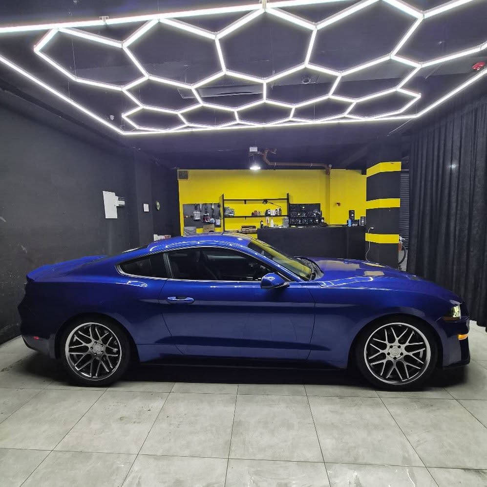 سلام عليكم 
٢٠١٨ موستانك اكوبوست ٤ سلندر مزود من امريكا
شوتة kn
صالنصات مشيموتو كامل 
داون بايب
راديترات cobb
كولر مشيموتو
دبلات رايسنك koni
اكسل رايسنك ٣.٧٣ قفل
بعد تزويدات هواي
ماشية ٨٢ الاف
السعر ١٤٥ و مجال بسيط
حادث جدا بسيط جاملغين طرف سايق و بوند كلير بدون حادث لا دواخل و لا ارباك كلها بشرط
مكانها سليمانية 
رقم موبايل *********** السليمانية, العراق
