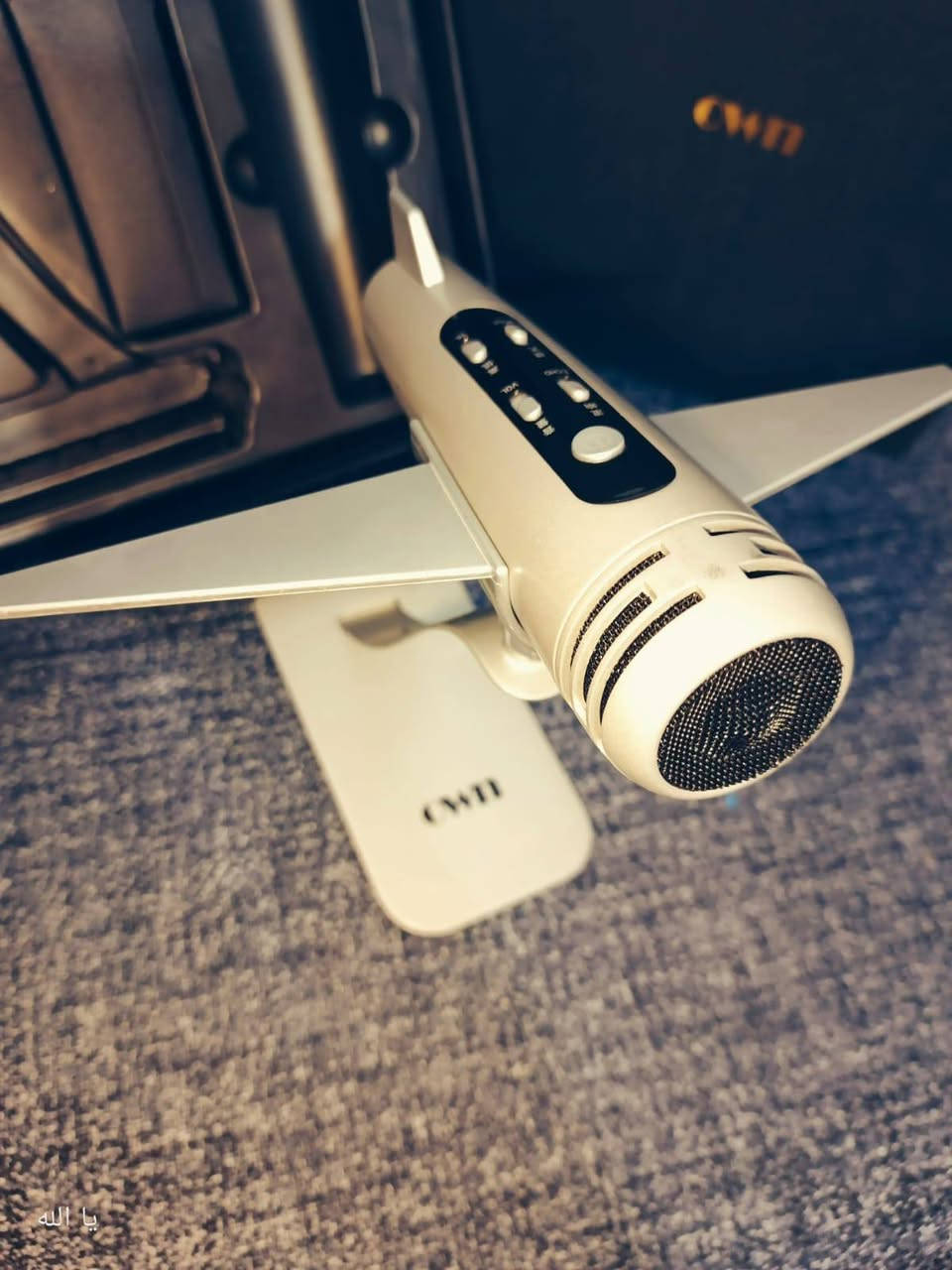 لاصحاب الفخامة والتميز والرقي
✈️✈️🎙🎙
لأصحاب الذوق الرفيع، ولمحبي التميز في التدوين الصوتي
 (Podcasting)، البث المباشر، أو التسجيل... نقدم لكم التحفة الفنية: ميكروفون MEKI story بتصميم طائرة الـ Air Force     
الأسطورية.  السعر💸 فقط 30 ألف دينار
✨
​[الاستخدامات]
🎬 اليوتيوبرز وصناع المحتوى.
💻 الاجتماعات أونلاين والمحاضرات.
🗣️ تسجيل البودكاست بجودة احترافية
🛬🛩🎙🎙✨
​📩 للحجز أو الاستفسار عن السعر، راسلنا على الخاص، أو اترك تعليق.
🚀 متوفر التوصيل لكافة المحافظات. 5ألف دينار

#ميكروفون #صناعة_محتوى #بودكاست #يوتيوب #تقنية #تميز #ديكور_مكتب #GamingSetup #MEKI_story #AirForce2


**إذا كنت صاحب هذا الإعلان وتريد حذفه لأي سبب، رجاءا أرسل رسالة إلى الدعم الفني**
