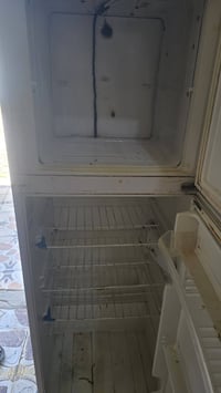 ثلاجة جبيرة • شغالة • بني منصور