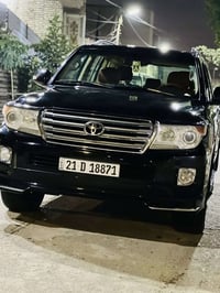 جكسارة للبيع موديل 2012 السيارة فول مواصفات 1/1 بيهه قطعه وحده صبغ فقط...