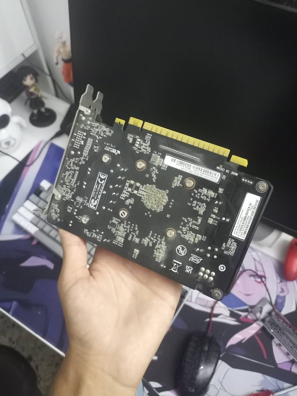 كارت شاشه GTX 1650 نضافه 100/100
كارت قوي للالعاب والفريمات عاليه اقوه اداء بي 
سعره 100 الف مكاني بغداد التراث جنب مقهى وادي الذئاب 
توصيل ماعندي تواصل واتساب فقط ***********
