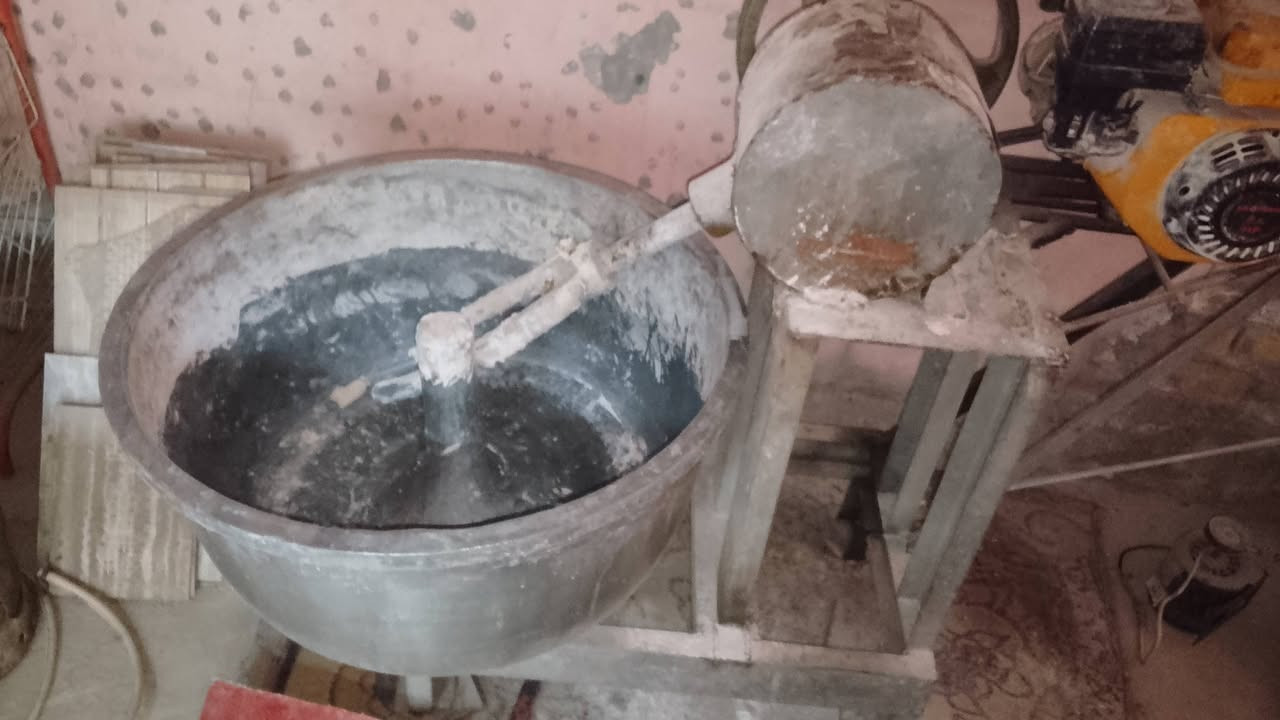 فرن طبقي مال صمون حجري للبيع بغداد مع عجانة و36طاولي ابيع شلع الفرن مشعلين مشعل فوق ومشعل جوه للتواصل واتساب***********
