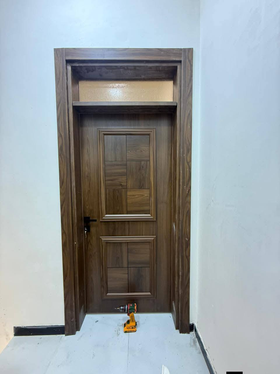 سعر الباب 300 ألف كربلاء  ***********
