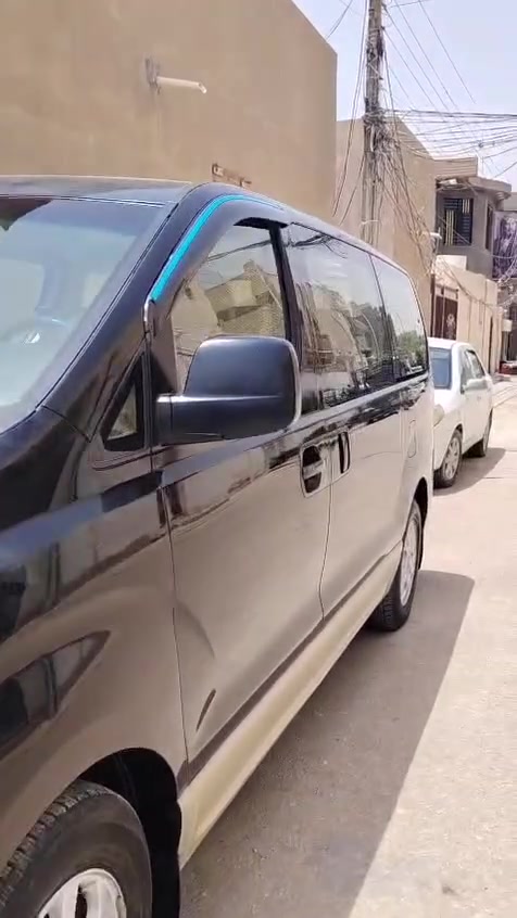 سلام عليكم #ستاركس خصوصي للبيع رقم بغداد
سنوية 2030 بأسمي تحويل بنفس اليوم موديل 2012

اصل تسع راكب ViP لون أسود بانزين 2400 مفتوح 

(السيارةبحاله جيدة مامتعوبة استخدام عائلة )

مكفوله من# العيب الشرعي

ابيع مصبوغه حزام للجمالية 

كير ومكينة بحاله جيد جداً

حدادية وتخم تاير جيدجداً

تبريد جاهز جيدجداً

*********** واتساب وأتصال

