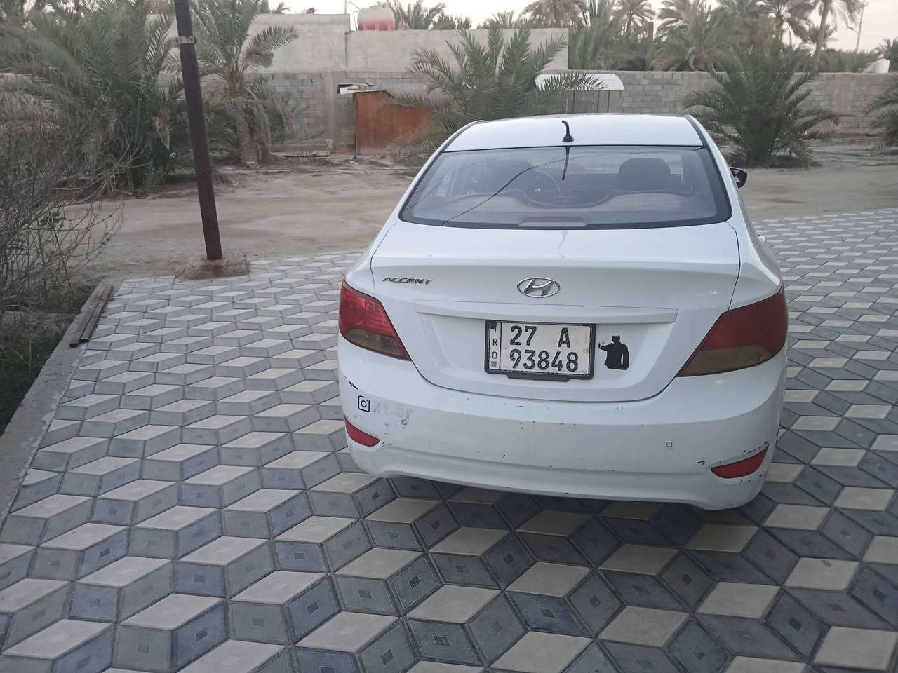 السلام عليكم

اكسنت
 مديل 17
الون ابيض
مكينه1400
رقم الجديد ذي قار باسمي 
سنويه صالحه 2030
سياره نضيفه وحلوه تحكمات ستيرن شاشه تبريد شغال كربائياتها كلها شغاله ستوني سويتله صيانه دوريه نوزلات وبلكات ومجاول  وبدلت فيت بم اصلي مال الوكاله بيها نواقص بصيطه مثلا بك لايت مفطور  لدرايم شفت رادله تشحيم يعني لياخذها ما تكلفه

عنواني بصره ابو الخصيب 
السعر 88ورقه
التواصل واتساب فقط
*********** Singapore
