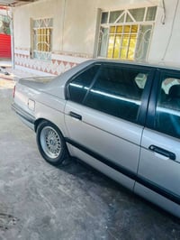 بي أم دبليو موديل 1992 السياره واحد على واحد  محرك 8 سلندر  گير ومكينه...