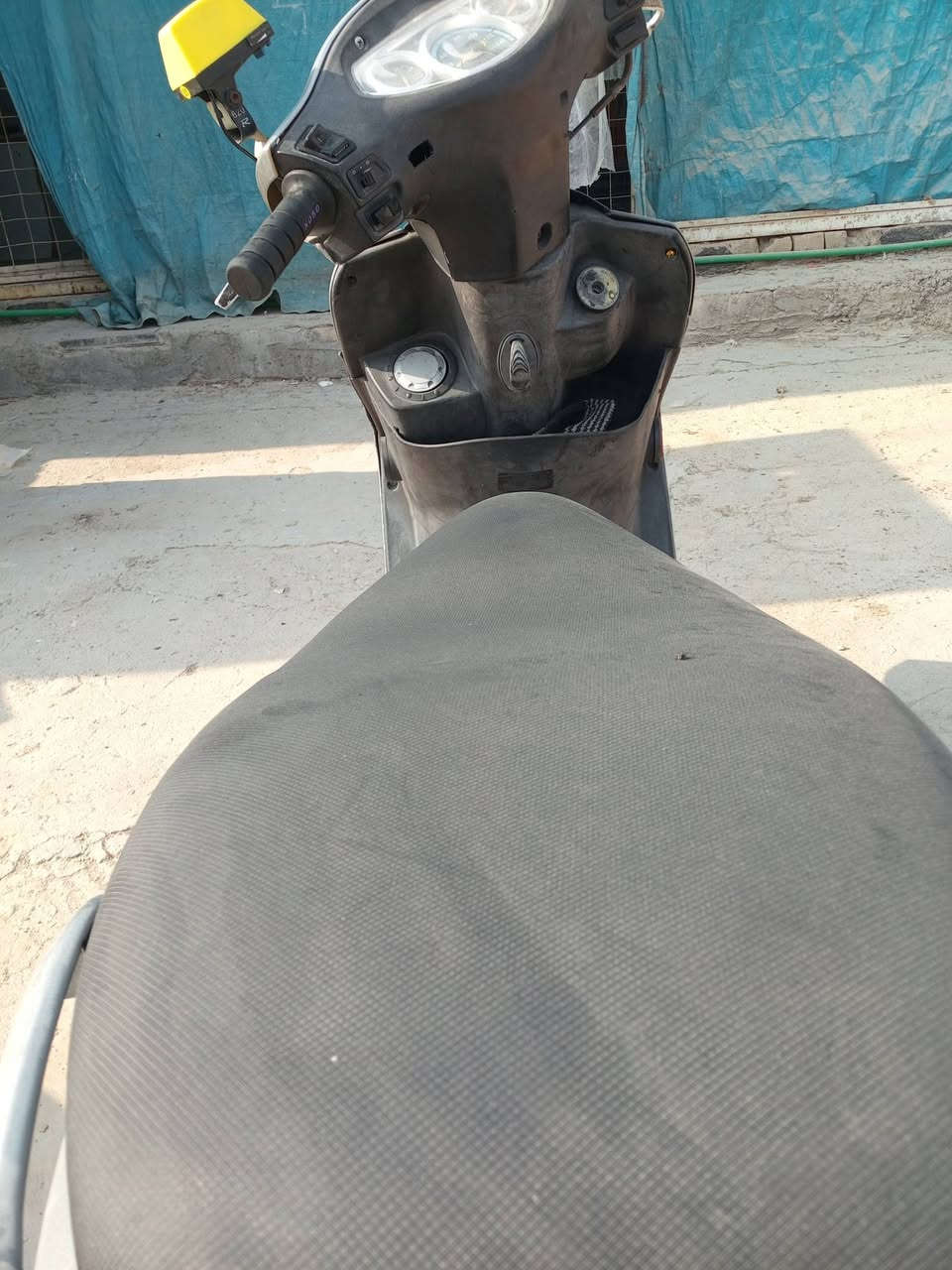 سلام عليكم درجه كامكو جيفور لا تبخير ولا تنقيص دراجه شلعه ومعدل كرهبايات شغل كله اشاير هورن برياكت بل مكان عداد سرعه دراجه خير من الله السعر 600وبيه مجال للطيبين رقم الهاتف وتصل وبيك خير ودلل ***********
