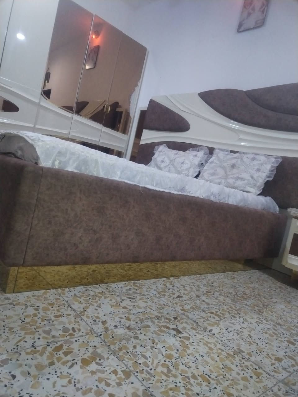 السلام عليكم غرفه نوم للبيع تركيا درجه اولى


**إذا كنت صاحب هذا الإعلان وتريد حذفه لأي سبب، رجاءا أرسل رسالة إلى الدعم الفني**