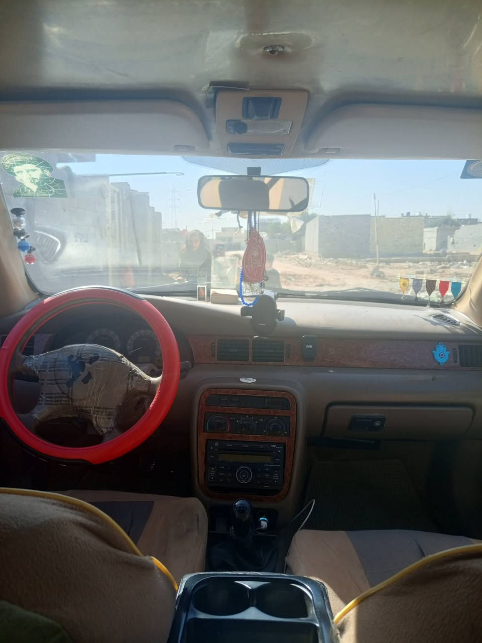 اسلام عليكم سمند12بيهيه الجاملق الخلفي بيهيه دخانه تكطع اوترجع جفت اوبعته ادخن السياره بسمي 30اوبيهه مجال حك الجيه  عنوني سبع قصور***********
