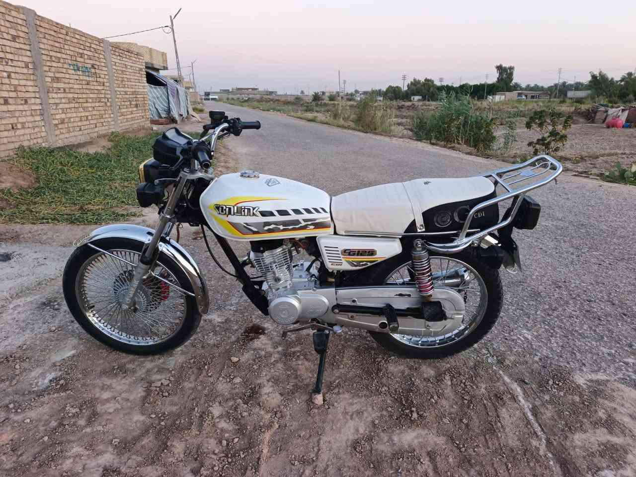 دراجه للبيع تايجر موديل 24 . . ***********
