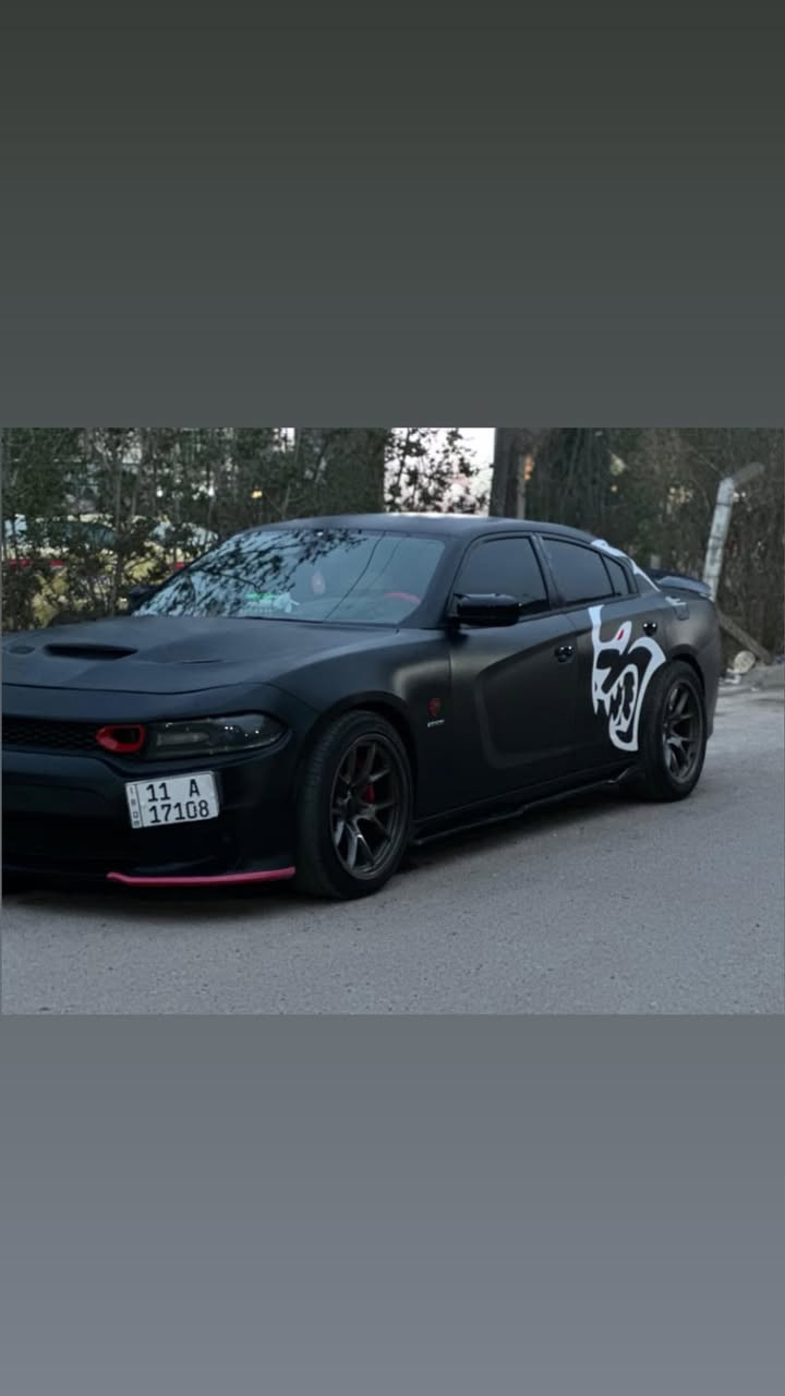 السلام وعليكم جارجر ارتي ٢٠١٨ اصل رقم بغداد بسمي فول عده الفتحه مكينه كير كفاله مغلفه بي بي اف اسود طافي ضمان ٥ سنوات بدون صبغ بيه تكحيل فقط حداديه ١٠٠ زوج تايرات جدد الخلفي ٣١٥ ويل هيلكات الاصلي قطعتين تبريد مراوس معه الانترا ان فقط مكاني بغداد رقمي ***********
