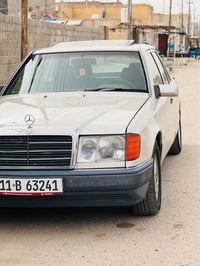 مرسيدس ١٩٨٧ • موتور ٣٠٠٠ • رقم بغداد