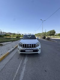 برادو موديل 2010  سيارة جديدة  نظافتها.100% كاملة مكملة ع اخر حباية مح...