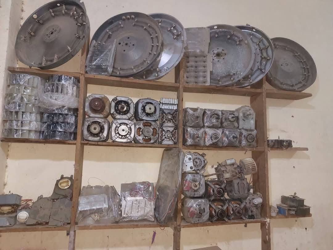 يوجد عندي جميع قطع الغيار وغسالات المجففات الامريكاني وصيانه
01124932577
01104395930


**إذا كنت صاحب هذا الإعلان وتريد حذفه لأي سبب، رجاءا أرسل رسالة إلى الدعم الفني**