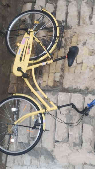 السلام عليكم بايسكل للبيع 150 رايده مكان طفيل اسهلان محافظه بابل التواصل الرقم***********
