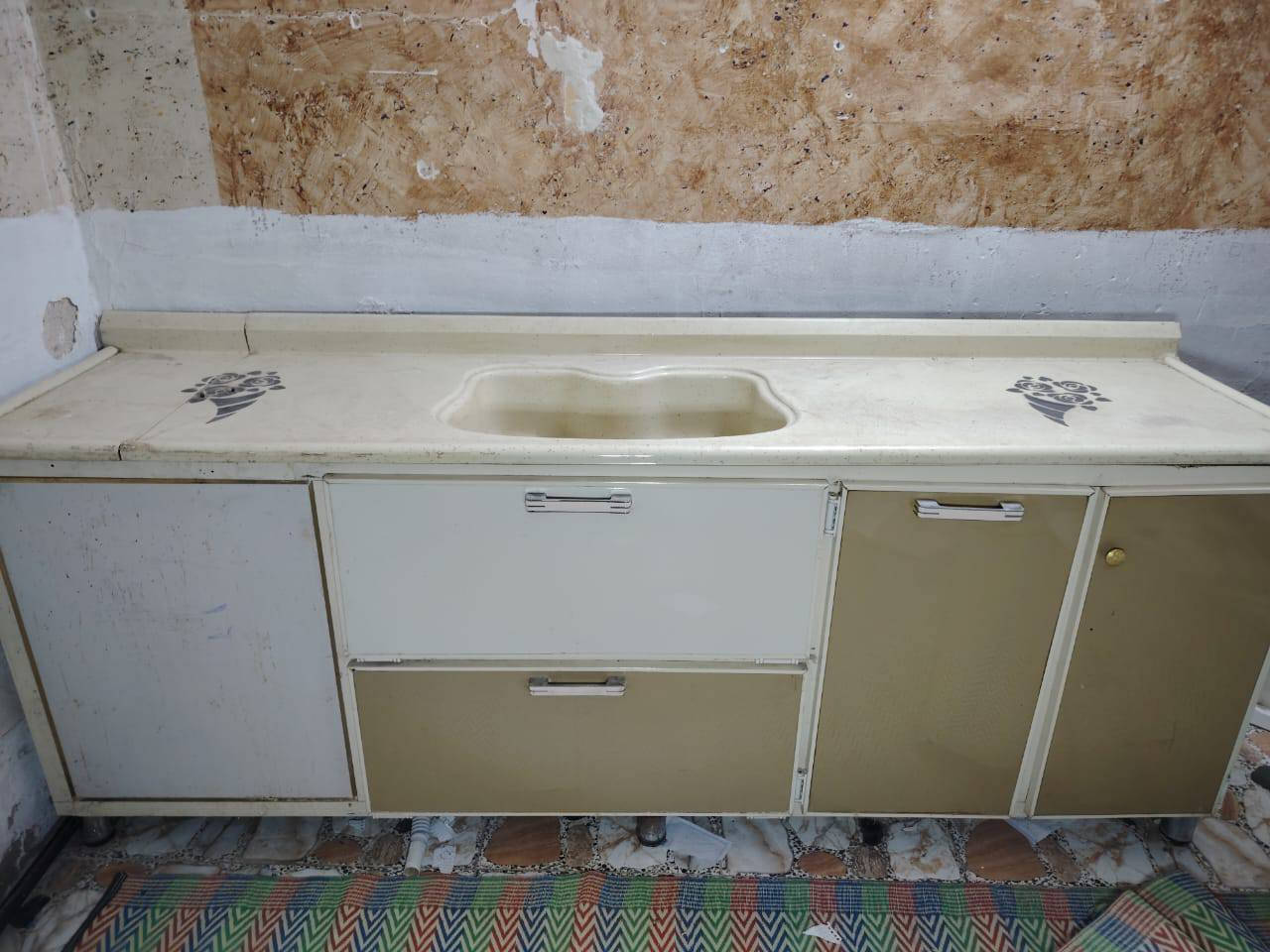 كاونترات للبيع الشراي يتفضل خاص *********** العنوان الديوانية
