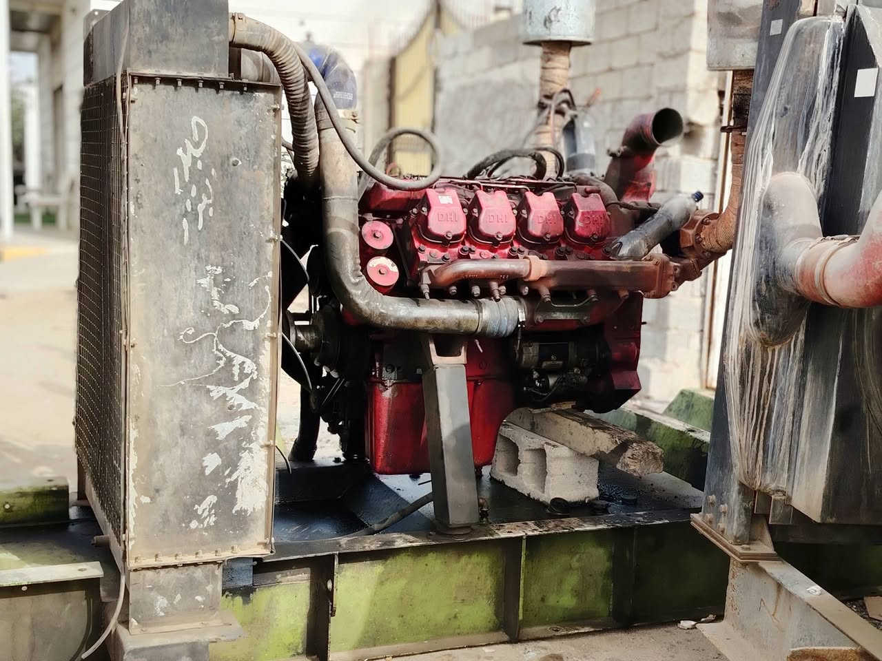 للبيع محرك دايو ٨ مع شاصي وراديتر وصالنصات وجميع التفرعات الموجوده بالصور
رقم الهاتف ***********
