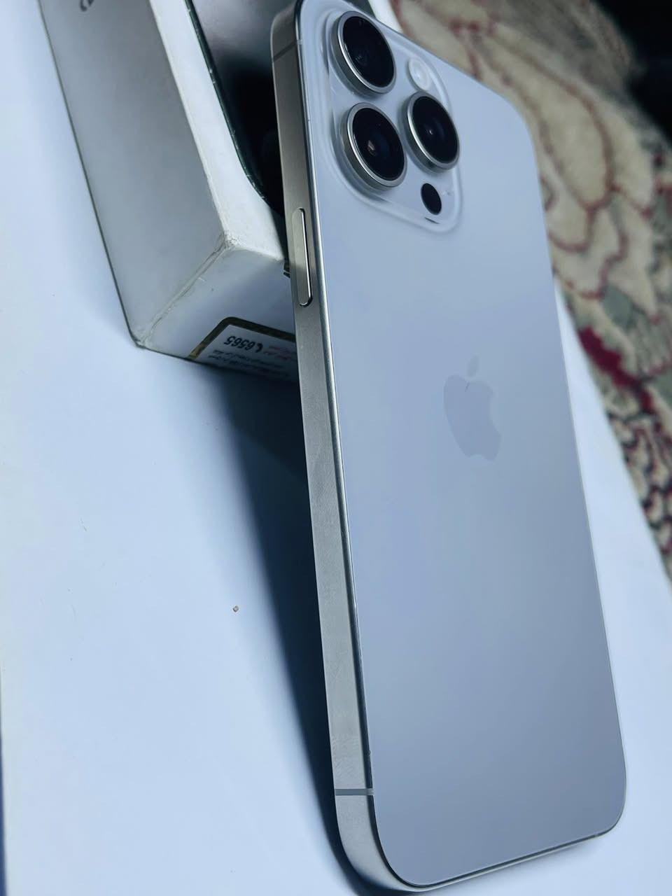 السلام عليكم
جهاز 15برو ماكس 
لبيع 
البطاريه 87
الجهاز جديد 
السعر مليون 
العنوان نجف حي القدسيه قرب فلكت المطار 
الرقم بي واتساب ***********
