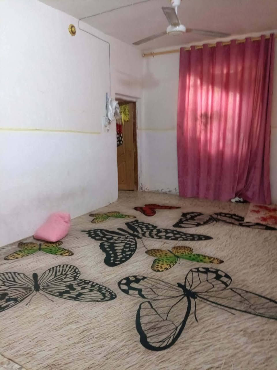 بيت مساحه ٩٠ متر مربع البيت ركن سقف صب الأساس تجعيب منطقه راقيه جدا بيت بي غرفه النوم وصاله ومطبخ وحمام مكشوفه البيت كاشي جديد وبورك ركن قرب مدرسه الكوفه الاهليه شارع مطار جديد أو شارع حوزه اول ماتدخل سعر 20 وبي مجال


**إذا كنت صاحب هذا الإعلان وتريد حذفه لأي سبب، رجاءا أرسل رسالة إلى الدعم الفني**