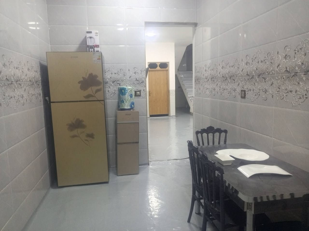 للبيع صقلاوية يم مقبرة البعكاش سند 25سعر55وبيه مجال الاستفسار ع رقم ***********
