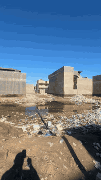 قطعة ارض في الوردية حي الغدير الفرع المجاور مستشفى الكفيل مساحة ٢٠٠ م 
واجهه ١٠ نزال ٢٠ رقم القطعة كدامكم وكما موضح بالفيديوا 
للاستفسار اكثر *********** متواجد اتصال + واتساب
