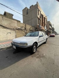 بيجو رواه مديل 9 بيها بس خيط بخار والباقي كله مقفول حلوه كلش السياره ب...