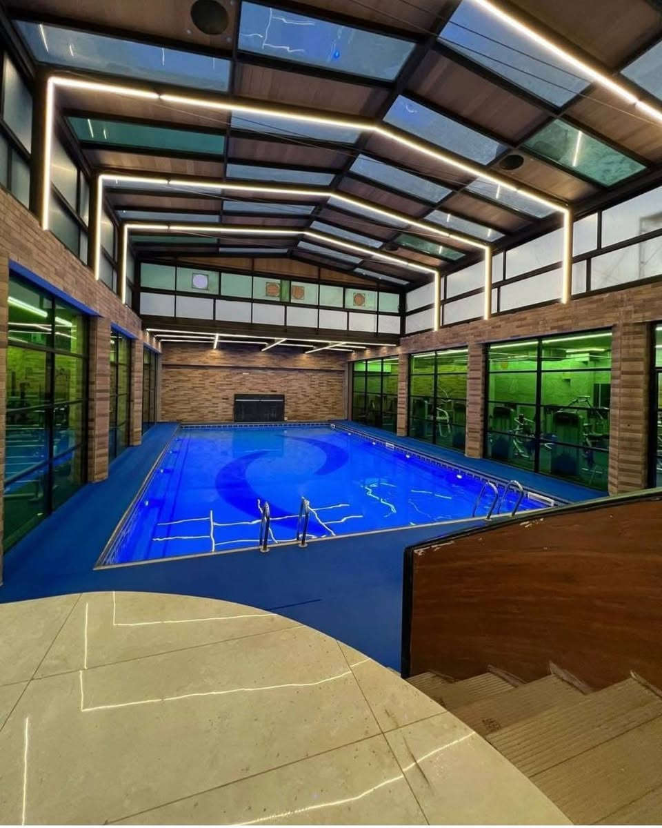 💠مجمع جوهرة المحيط
💠 شقة للايجار / مجمع جوهرة المحيط / الكاظمية

💠مساحة البناء 170 متر مربع مطلة على جهة البستان طابق الخامس

💠صالة واستقبال ومطبخ + 2 غرف نوم (  غرفه ماستر نظام سويت حمام كامل المحتويات) وغرفة نوم ثانية

💠 3 حمامات ( جميع الحمامات كاملة التاسيس)

💠كهرباء ٢٤ ساعة مع توفر مكان لوضع النفايات في كل طابق

💠 المجمع يحتوي على سكيورتي +جم +مسبح +سوبرماركت+مخبز+لوندري

💠نظام تدفئة وتبريد مركزي + موقف سيارة + نظام حريق + زجاج مزدوج عازل للصوت

💠المجمع يقع في بغداد / الكاظمية مدخل المحيط قرب بوابة بغداد ، خلف مرور الكاظمية بمحاذاة منطقة الطي

للاستفسار اكثر واتس اب :***********
