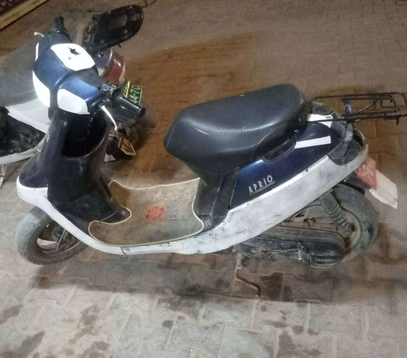 دراجه زعره 60 البيع شرط من اول هندر السعر 125 بيه مجال المكان راسني خاص


**إذا كنت صاحب هذا الإعلان وتريد حذفه لأي سبب، رجاءا أرسل رسالة إلى الدعم الفني**