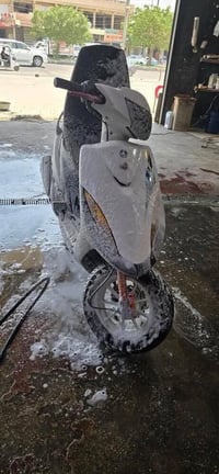 دراجه ماكس للبيع سعره ٥٥٠ وبيه مجال ٠٧٧٣٥٣٧٩٠٢١