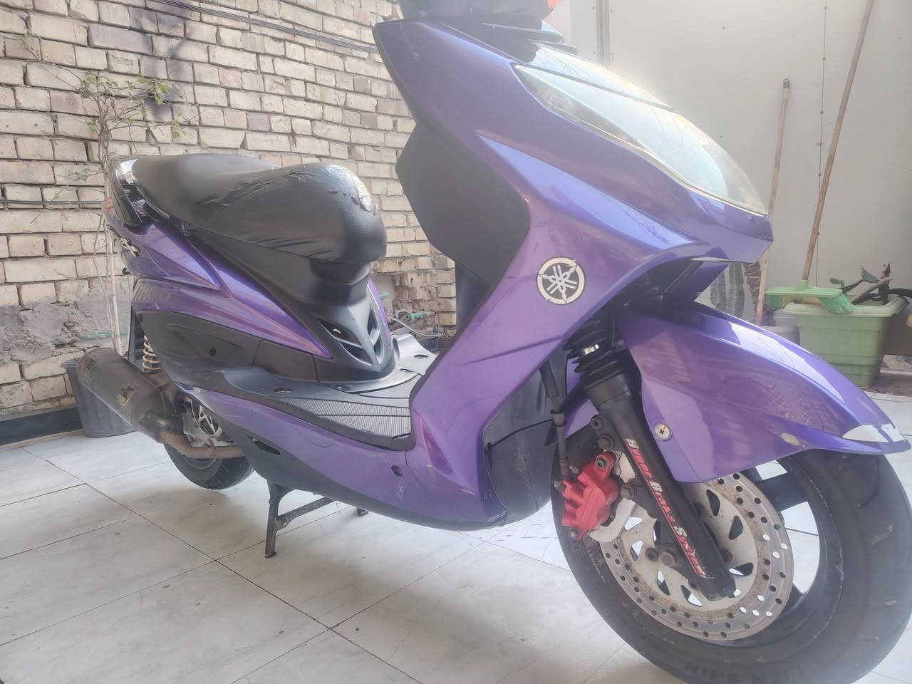 فحل نشاط فول مزوده تزويدها جاي من الرمبة كابريتر كهربائيات كلشي شغال كلجات خلفي وامامي رياضيات والباقي شوف عيونكم مكانها زعفرانية شارع الكهرباء سعر 750 نواقصها قفل جنطة وعرموطه تعبانه وكيجات بس ضوء


**إذا كنت صاحب هذا الإعلان وتريد حذفه لأي سبب، رجاءا أرسل رسالة إلى الدعم الفني**