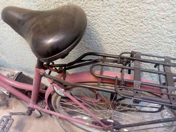 السلام عليكم باسكل للبيع بناتي جديد للبيع السعر 110وبية مجال قليل المكان بغداد  الحسينية أي استفسار الاتصال عا الرقم ***********
