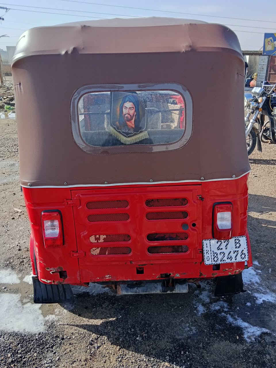 سلام عليكم تكتك للبيع موديل 2018 مرقم تكتك نضيفه 
تخم تاير مكينه ناعمه معمره للجمالي تكتك كلشي مانقصه كبل للشارع مكاني سوك شيوخ الفضليه سعر 4ونص وبيه مجال  الستفسار
 ***********
