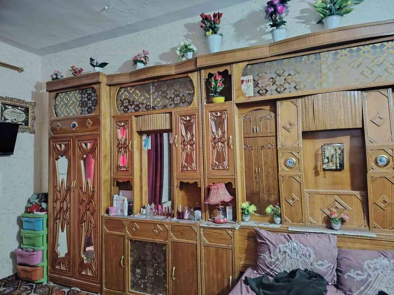 غرفة نوم مستخدمه شي قليل شقل درجة أوله الاستفسار علا هاذه الرقم *********** العنوان الرمانه البعبيد اكو توصيل بكروه
