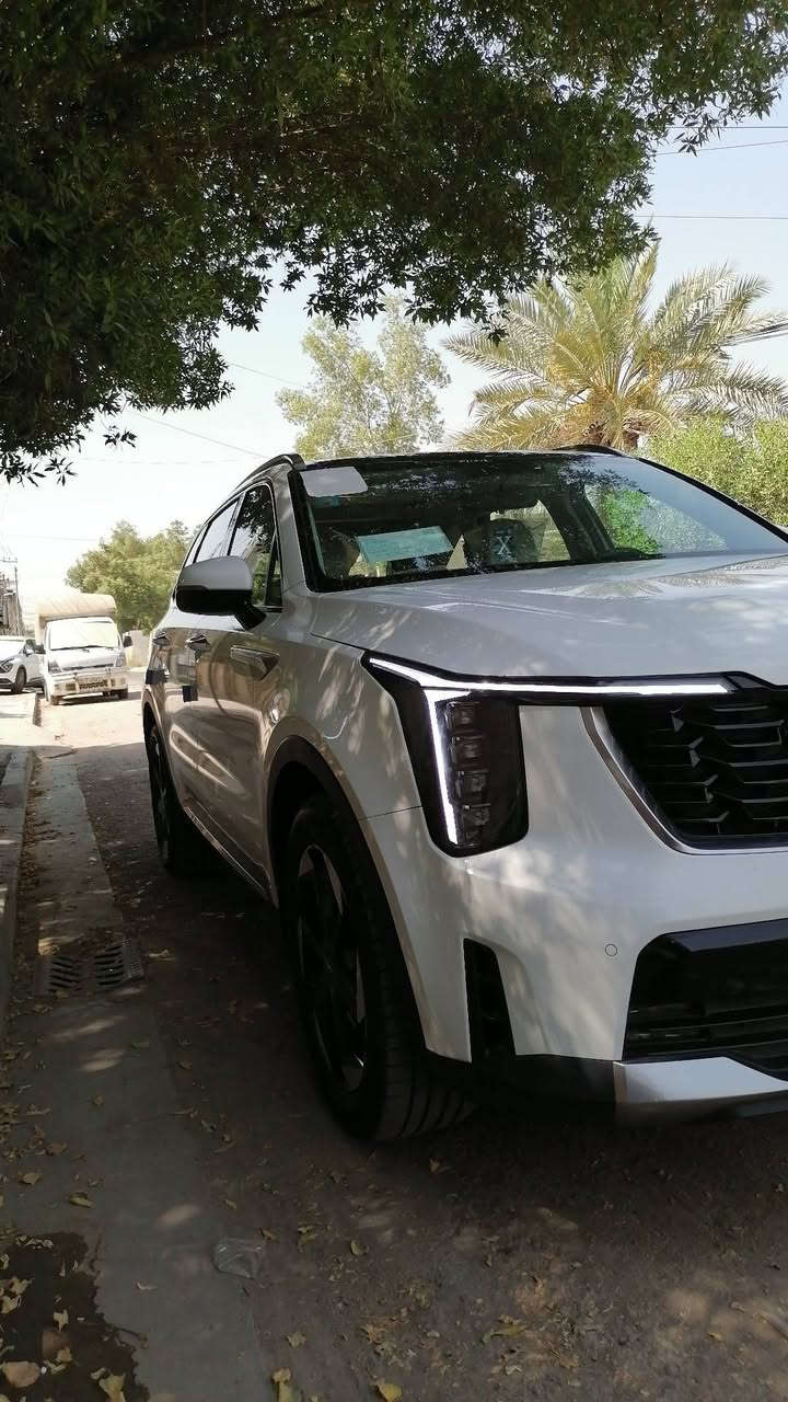 السلام عليكم للبيع كيا سليتوس
موديل 2023 وارد امريكي
حادث فقط دعامية امامية
فول مواصفات
بصمة
جلد
وضعيات قيادة
مانع انزلاق
ويل كب فيلي
تحكمات ستيرن 
محرك 2000 دوش
السعر 140وبيها مجال
للأتصال ***********
مكاني
