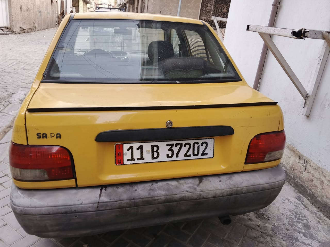 السلام عليكم سايبا 2011 مكفوله 
كير محرك صدر امامي خلفي جديد تاير جديد
بلاديه مكفوله من صبغ وضربه 
سعر 25 ورقه وبيه مجال بسيط 
مكان الاعضميه رقم ***********
