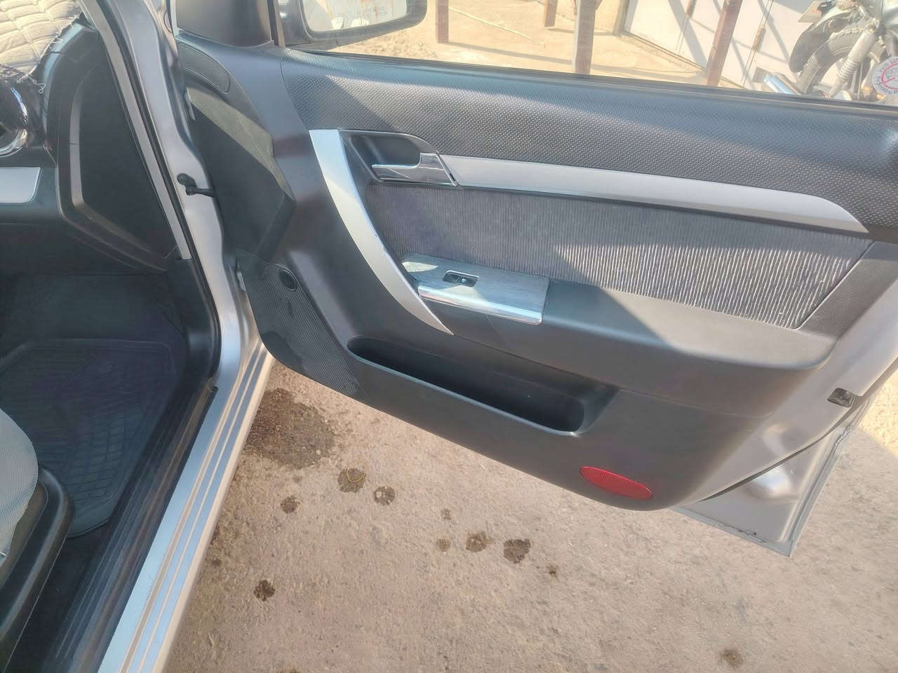 مكلف بالنشر
افيو ٢٠٠٩ امريكي فول توماتيك
رقم نينوى 12 انگليزي
هزة جديده 
تبريد تدفئة شرط كله شغال
كير شرط
محرك فحم  يصرف
طخم جديد
تايرات جديد
كهربائيات كلها شغاله
شرط التحويل
٥٥ وبيها مجال 
بدون صبغ
***********
***********
