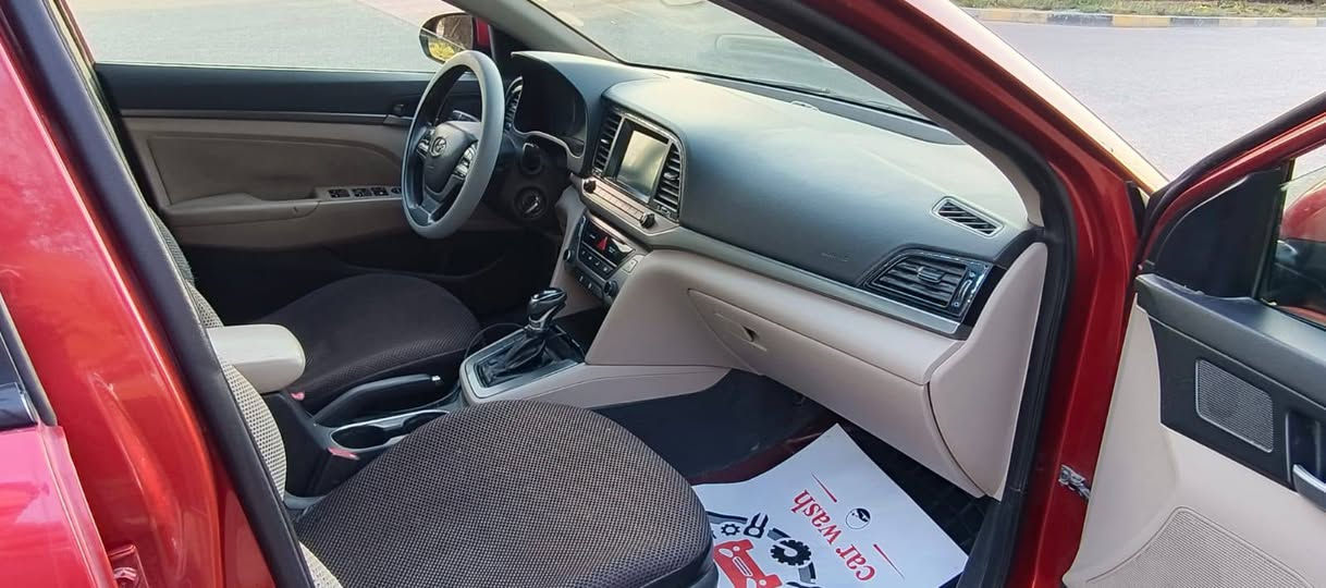 النترا موديل 2017
وارد امريكي.  مكينه 2000
رقم اربيل   105 وبيه مجال 

‏‪‏‪0 781 522 1186‬‏
