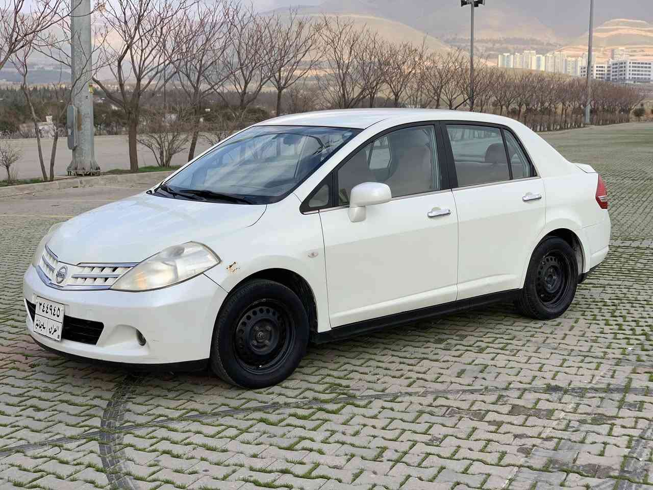 سەرەتا بەناوی خودا 
نیسان تیدا سنوق 
تەنها بۆفرۆشتن مودیل ٢٠٠٩ سپی سەدەف سەنەوی ٥ ڕۆژە بەسەرچوە بەناوی خۆمانەوەیە ڕەسمی سۆنەریم داناوە بەشەرتی گێرو مەکینەو کرانەوە  ١٠٠$وەرەقەو مەجال لە سلیمانیم 
ژ.***********
***********
ئەدمین💙
