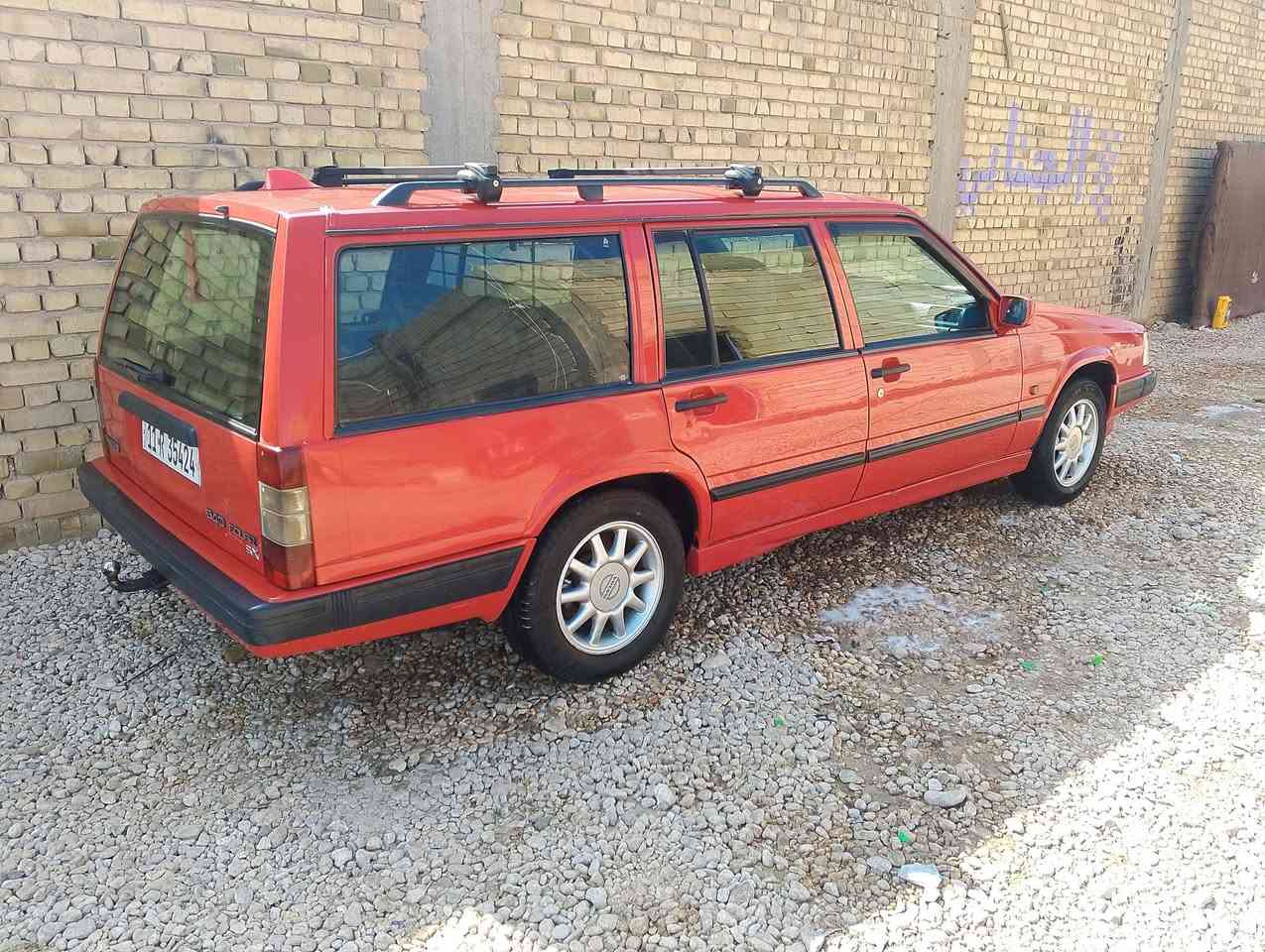 سلام عليكم ڤالڤو 940 موديل 91 مكينه وگير جدد صڤر چاچ حداديه جديده تخم تأير وتخم ويل كب جديد تبريد ثلج غرفه جديده اربع بطاين صاج باتري جديد مكفوله من الضربه والصبغ شباچ مربعات عتب نفخ مطريات رقم بغداد انگليزي مداور مباشر سنويه جديده ريمون سنتلوك مكفوله من الخياس العنوان بابل الكفل ***********
